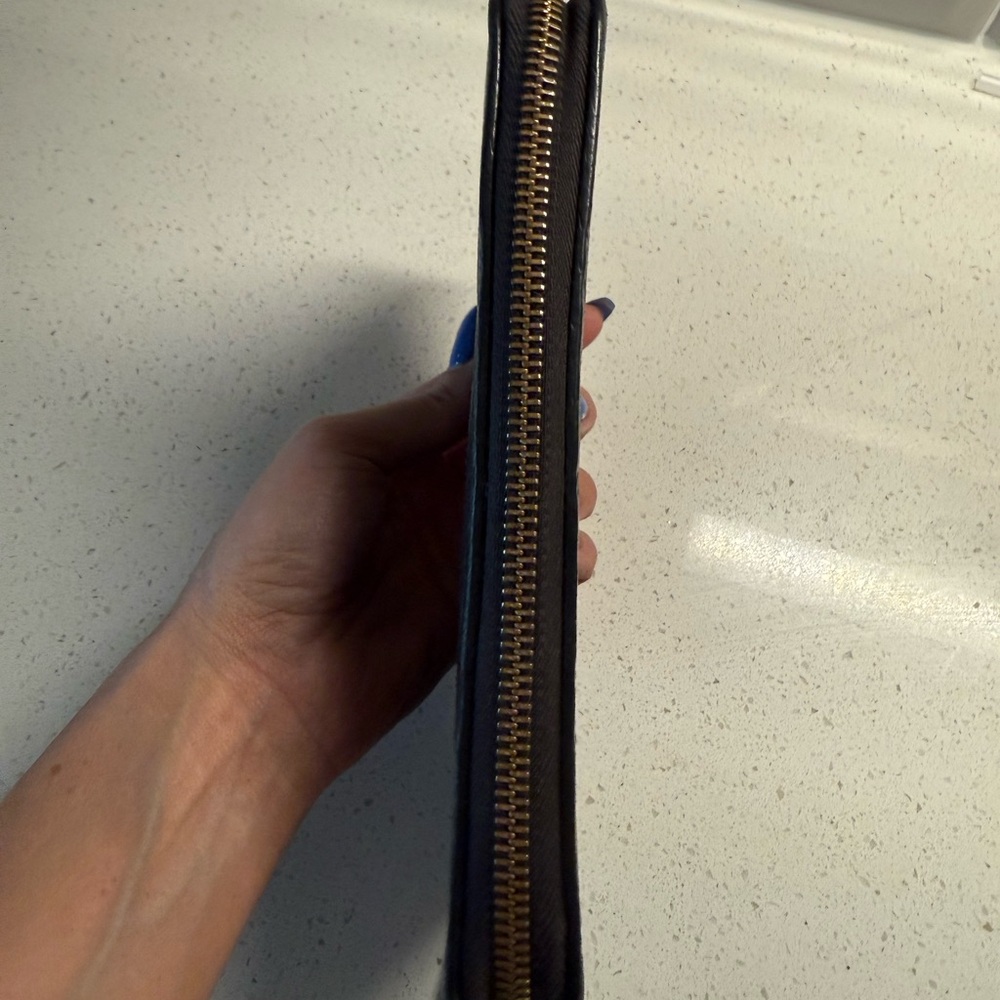 Authentic Louis Vuitton empertine zippy wallet - Picture 8 of 8